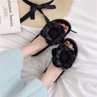 Dép nhựa hoa xinh