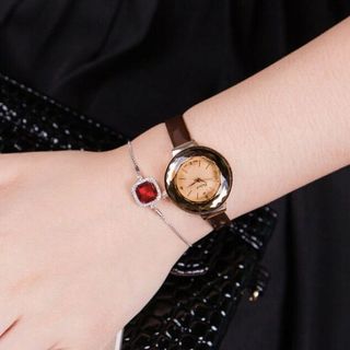 Đồng hồ dây da nhiều màu