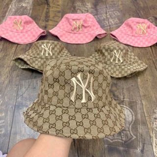 MŨ BUCKET THỜI TRANG NY CHỬ VÀNG