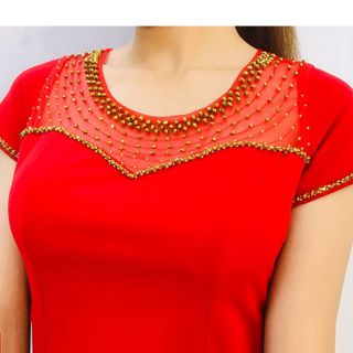 Đầm Đỏ Dự Tiệc Ôm Body Kết Hạt Cổ Cao Cấp