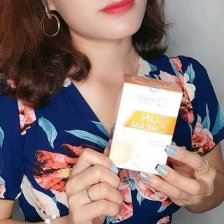 kem chống nắng Queenie Skin