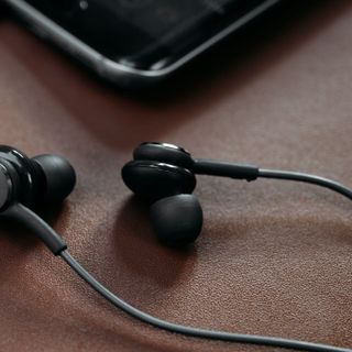 tai nghe akg cao cấp