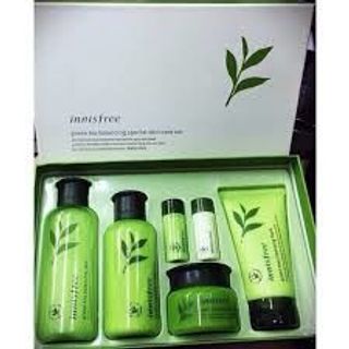 Bộ Sản Phẩm Dưỡng Da Cao Cấp Hàn Quốc innissfree