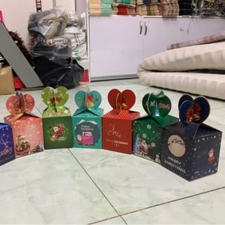 HỘP QUÀ NOEL 4k