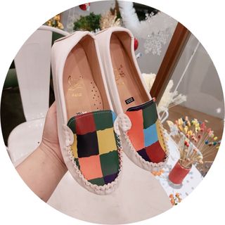 Giày mọi phối mau sắc