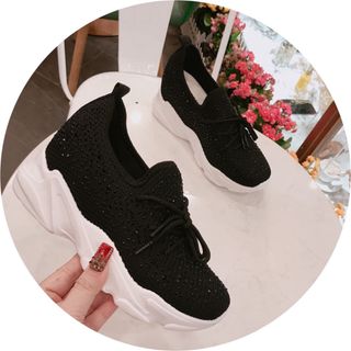 Giày bata độn đá x