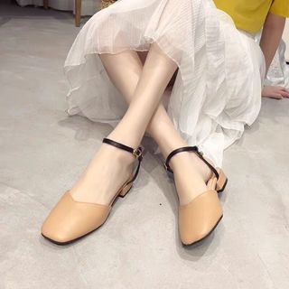 Giày sandal quai da phối đinh