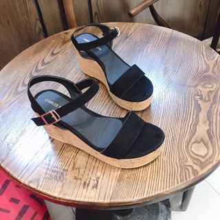 Giày de xuồng sandal