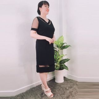 Đầm Đen Dự Tiệc Cổ Tim Đính Ngọc Phối Voan Lưới