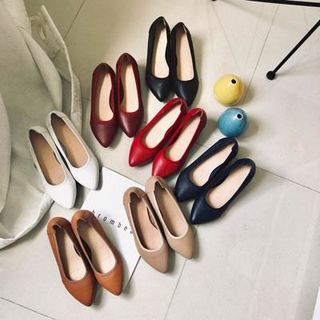Giày nữ mũi nhọn da mềm