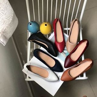 Giày nữ mũi nhọn da mềm