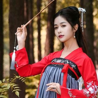 Son môi cổ trang màu siêu đẹp
Giá sỉ 26k/1 cây
