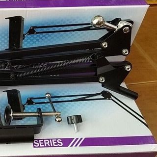 Kẹp điện thoại/ipad/máy tính bảng gấp gọn xoay 360 độ