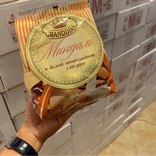 kẹo hạnh nhân nga