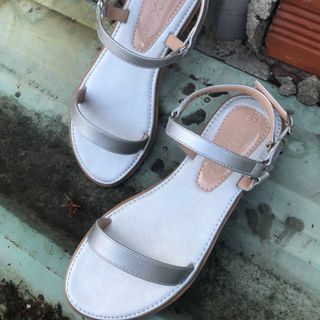 sandal dây