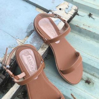 sandal dây