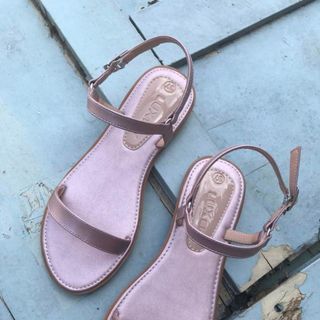sandal dây