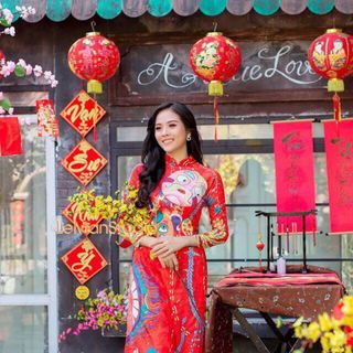 Áo dài truyền thống mẫu mới