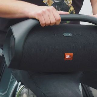 LOA BLUETOOTH KHÔNG DÂY BOOMBOX