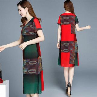 Đầm Oversize In Hình 3D Ngũ Sắc Silk Lụa