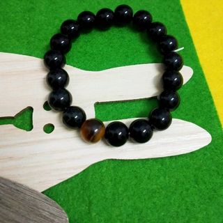 chuỗi đeo tay phong thủy 10 li