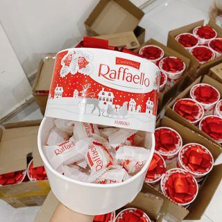 Kẹo socola dừa Raffaello Nga hộp tròn nơ 200g