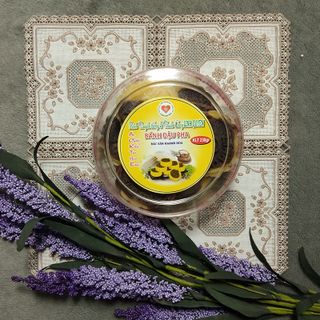 Hộp Bánh Đậu Pha Thuần Chay Linh Quyên - Hộp 6 Cái