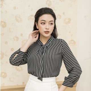 Aó sơ mi nữ công sở tự thiết kế Mastery Moda