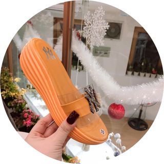 Dép xuồng ny nhiều mà