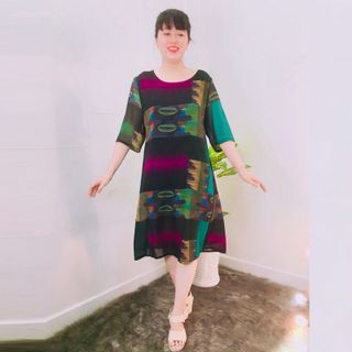 Đầm Oversize In Hình 3D Lục Sắc Silk Lụa