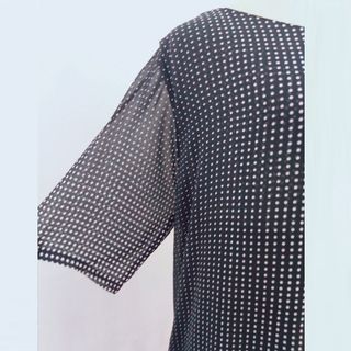 Đầm Oversize In Hình 3D Chấm Bi Độc Đáo Silk Lụa