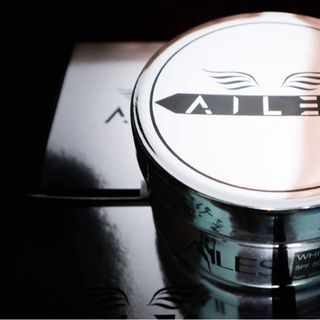 DƯỠNG TRẮNG DA SÁNG MƯỚT CÙNG AILES WHITENING BODY CREAM