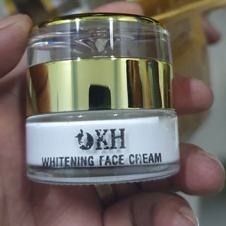 KEM TRỊ NÁM FACE