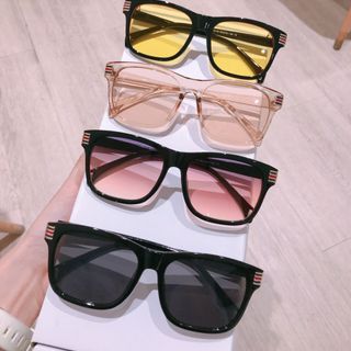 Kính mát model mới xịn