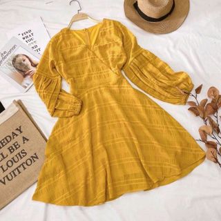 đầm xòe vàng cao cấp