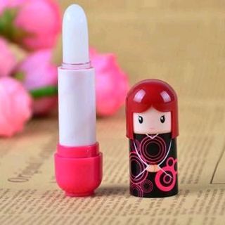 sỉ son dưỡng có màu búp bê mùi hương trái cây tô lên có màu hồng