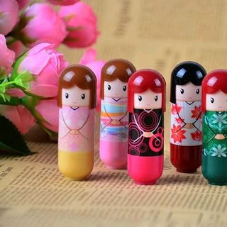 sỉ son dưỡng có màu búp bê mùi hương trái cây tô lên có màu hồng