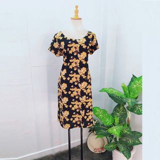 Đầm Suông Nút Kiểu Họa Tiết Hoa