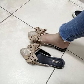 Dép sục nhung