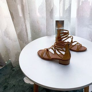 Giày Sandal hậu khóa kéo gót vuông 4p
siêu nhẹ