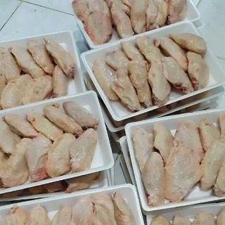 cánh giữa gà