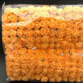 Hoa hồng mini màu y hình dùng trang trí tiệc cưới bỏ sỉ