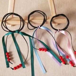 sỉ cột tóc tua rua