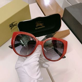 Kính mát hot đẹp