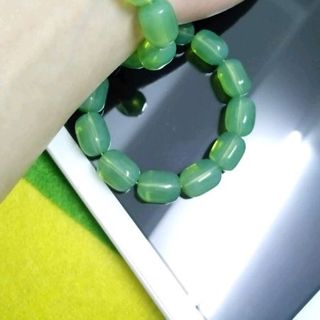 sỉ chuỗi đeo tay phong thủy đá xanh