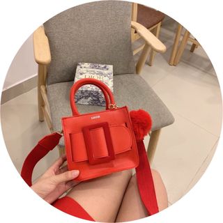 Túi nhỏ kèm cục bông cute