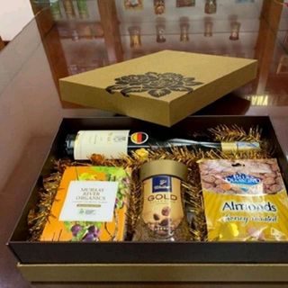 hộp quà tết 2020