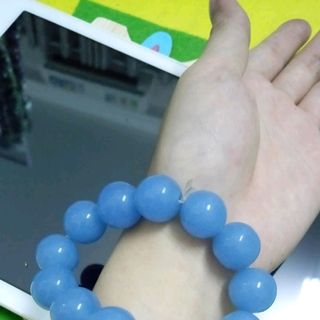 chuỗi đeo tay đá 16li