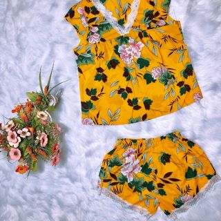 Bộ Đùi lụa hoa - ren cổ