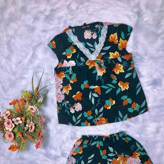 Bộ Đùi lụa hoa - ren cổ